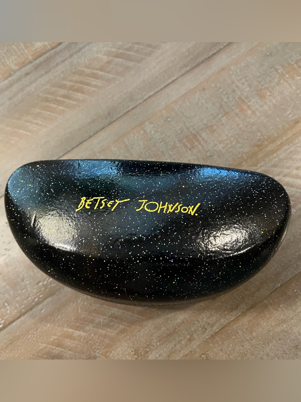 Betsey Johnson Black Glitter Large Hard Sunglass Case with Gold Logo